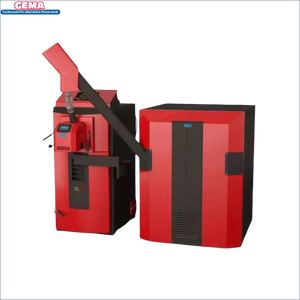 Red und schwarzer Pelletkessel Attack SLXKombikessel für Holz und Pellets 25 kW